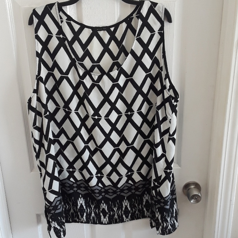 Pretty silky work tank top